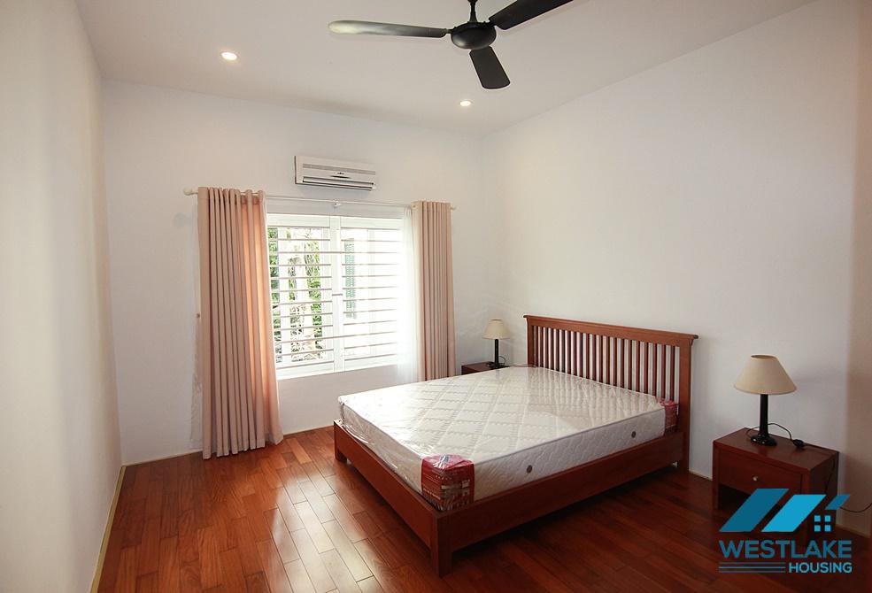 A nice and cozy 3 bedroom house for rent in Xuan Dieu, Tay Ho