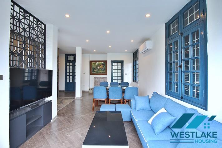 Cho Thuê Căn Hộ 2 Phòng Ngủ Rộng Đẹp, Sáng Thoáng View Hồ Tại Xuân Diệu, Tây Hồ, Hà Nội