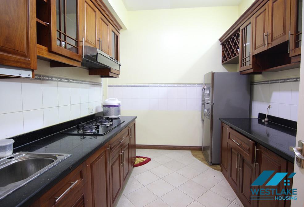 Cho thuê căn hộ 3 phòng ngủ đẹp tại tòa E Ciputra