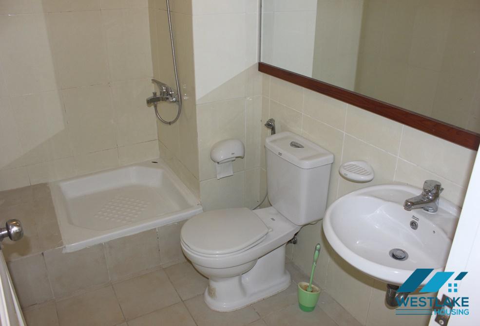 Căn hộ 3 phòng ngủ cho thuê tại tòa E, Ciputra – Tầng cao, đầy đủ nội thất