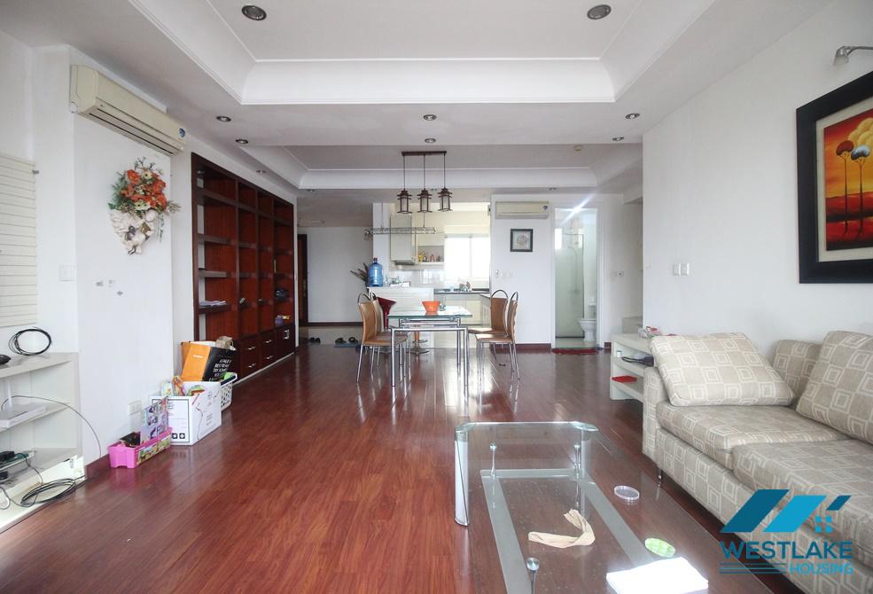 Cho thuê căn hộ 3 phòng ngủ đầy đủ nội thất gần UNIS – Khu đô thị Ciputra, Tây Hồ