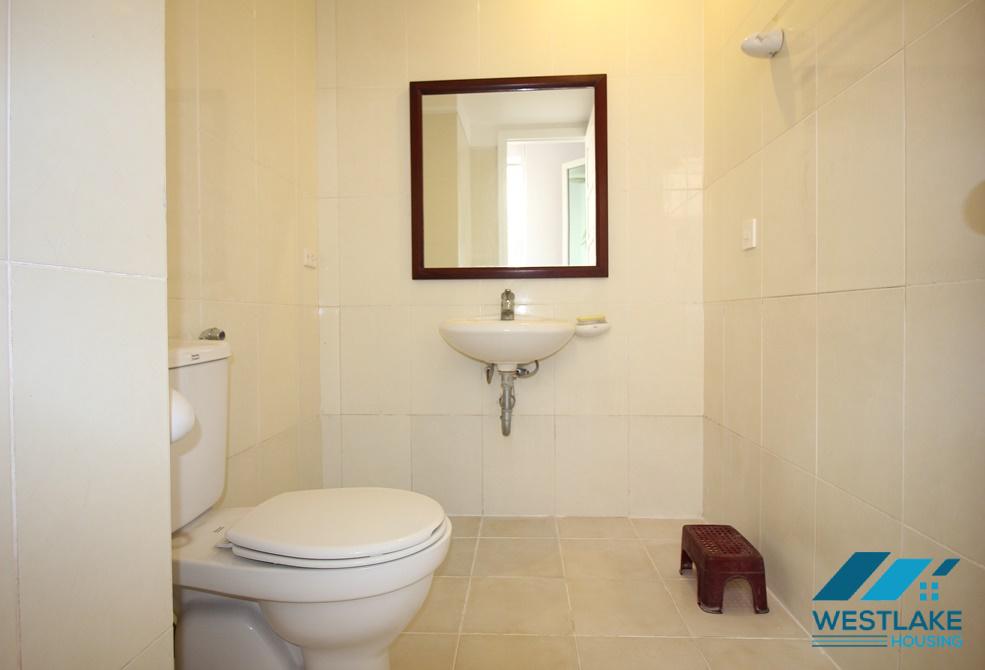Cho thuê căn hộ 3 phòng ngủ siêu rộng tại Ciputra, Tây Hồ – 240m², nội thất đầy đủ, ánh sáng tự nhiên