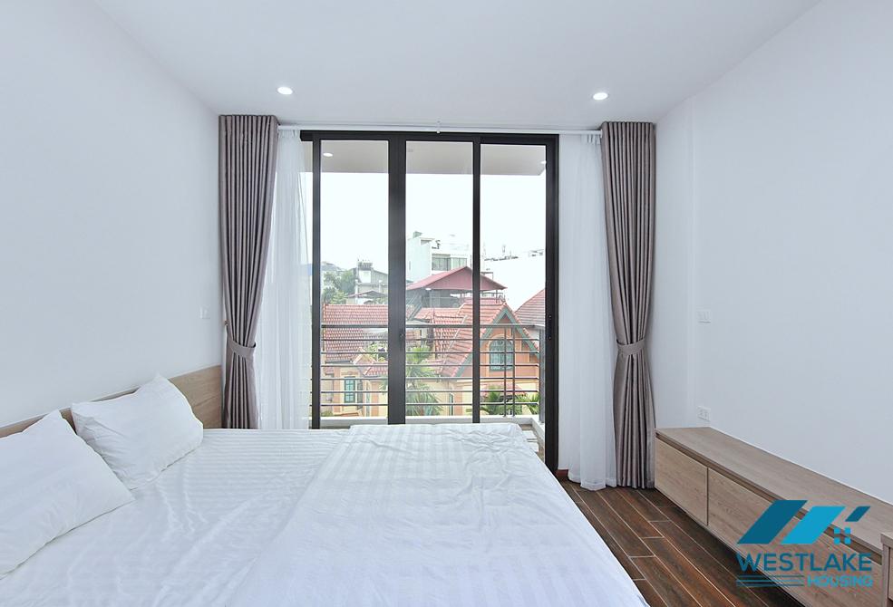 Cho Thuê Căn Hộ 1 Phòng Ngủ Thiết Kế Hiện Đại, Ban Công Rộng Thoáng Tại Tô Ngọc Vân Tây Hồ, Hà Nội