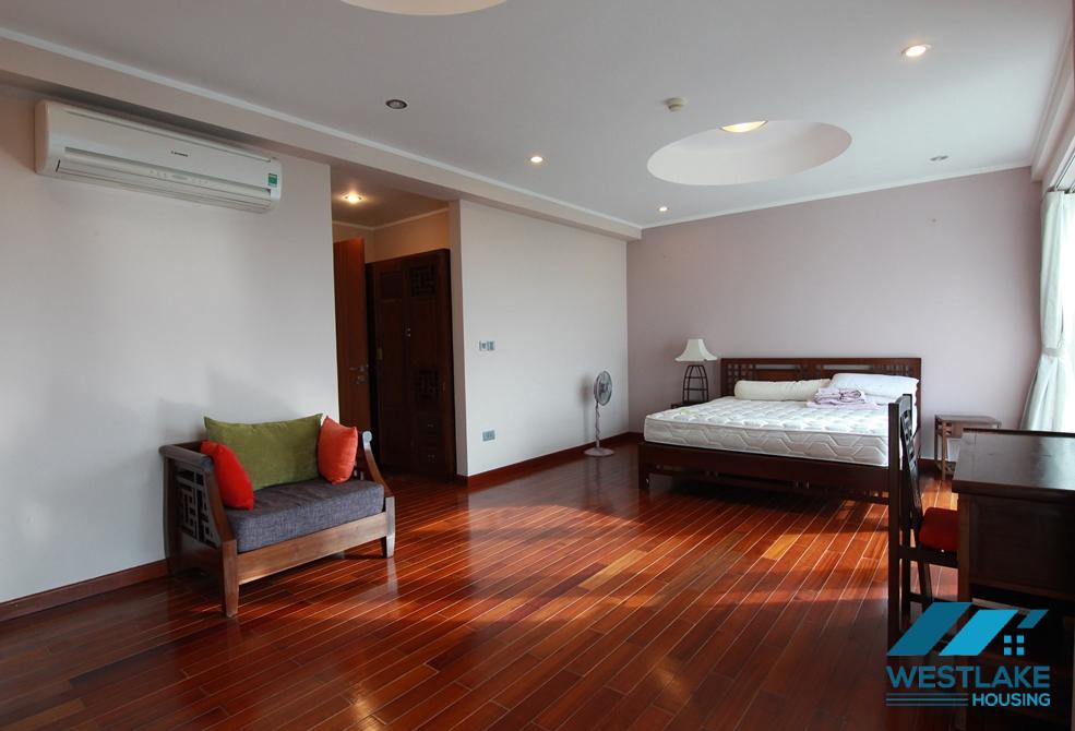 A beautiful and classic 3 bedroom apartment for rent in Ciputra L Tower, Tay Ho, Ha Noi
