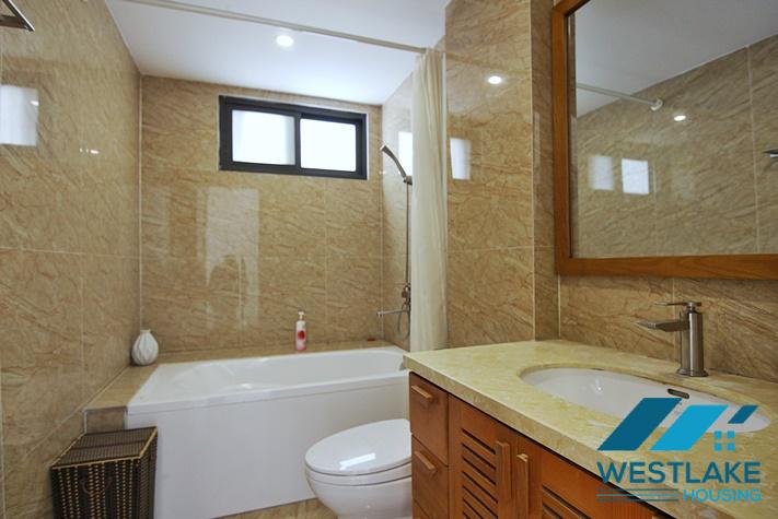 Bright 2 bedrooms apartment for rent in Xuan Dieu area, Tay Ho, Ha Noi