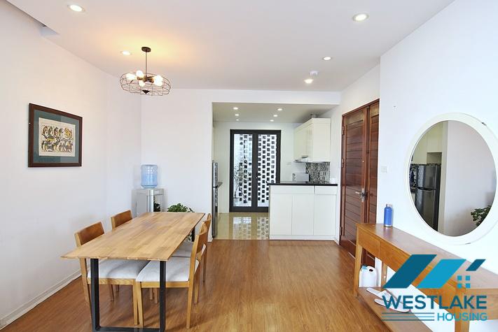 Bright 2 bedrooms apartment for rent in Xuan Dieu area, Tay Ho, Ha Noi