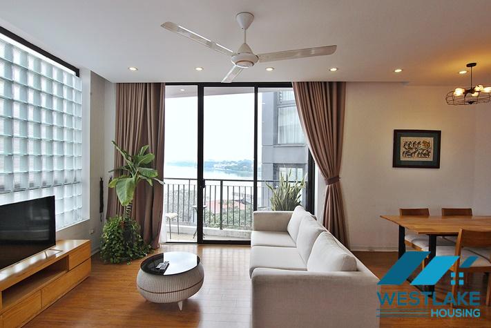 Bright 2 bedrooms apartment for rent in Xuan Dieu area, Tay Ho, Ha Noi