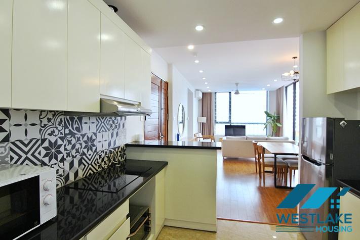 Bright 2 bedrooms apartment for rent in Xuan Dieu area, Tay Ho, Ha Noi