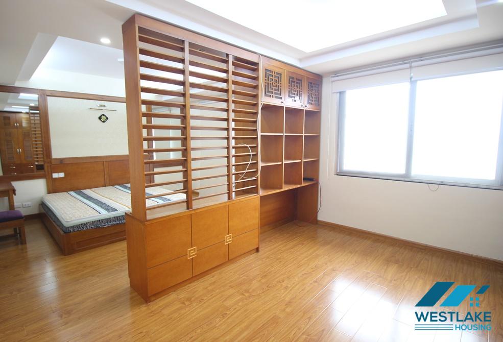 CHO THUÊ CĂN HỘ 3 PHÒNG NGỦ FULL NỘI THẤT TẠI TÒA E – CIPUTRA, HÀ NỘI