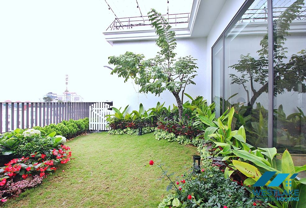 Beautiful 03 bedrooms apartment with nice terrace for rent in Tay Ho ward, Ha Noi