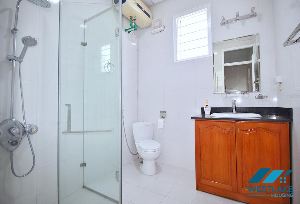Nhà 5 Phòng Ngủ Sân Vườn Rộng, Thoáng Mát Cho Thuê Tại Phố Tô Ngọc Vân, Phường Tây Hồ, Hà Nội