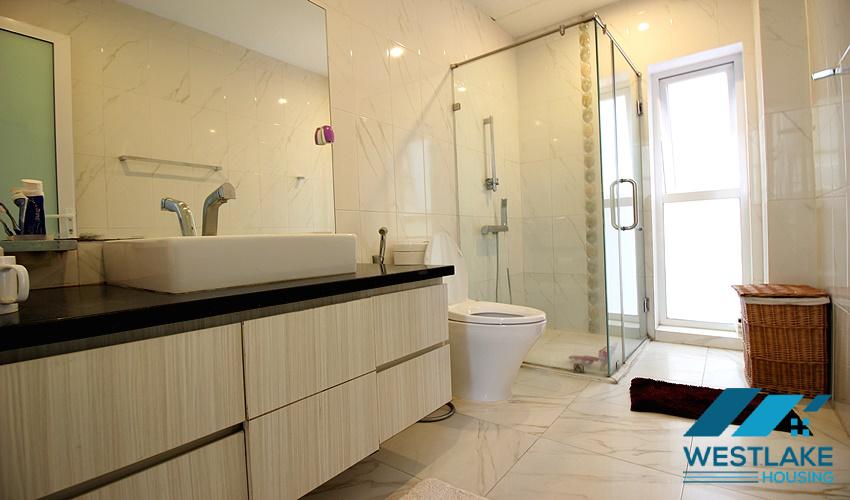 Cho Thuê Nhà 3 Phòng Ngủ Rộng Đẹp, Hiện Đại, Chất lượng Tại Khu Vực Tây Hồ, Hà Nội