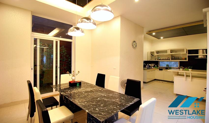 Cho Thuê Nhà 3 Phòng Ngủ Rộng Đẹp, Hiện Đại, Chất lượng Tại Khu Vực Tây Hồ, Hà Nội