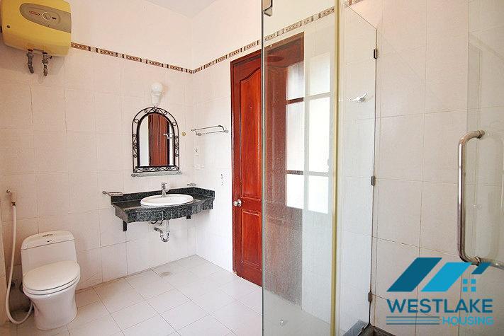 Cho Thuê Biệt Thự 5 Phòng Ngủ Sáng Thoáng, Sân Rộng, Hồ Bơi Tại Tô Ngọc Vân, Tây Hồ, Hà Nội
