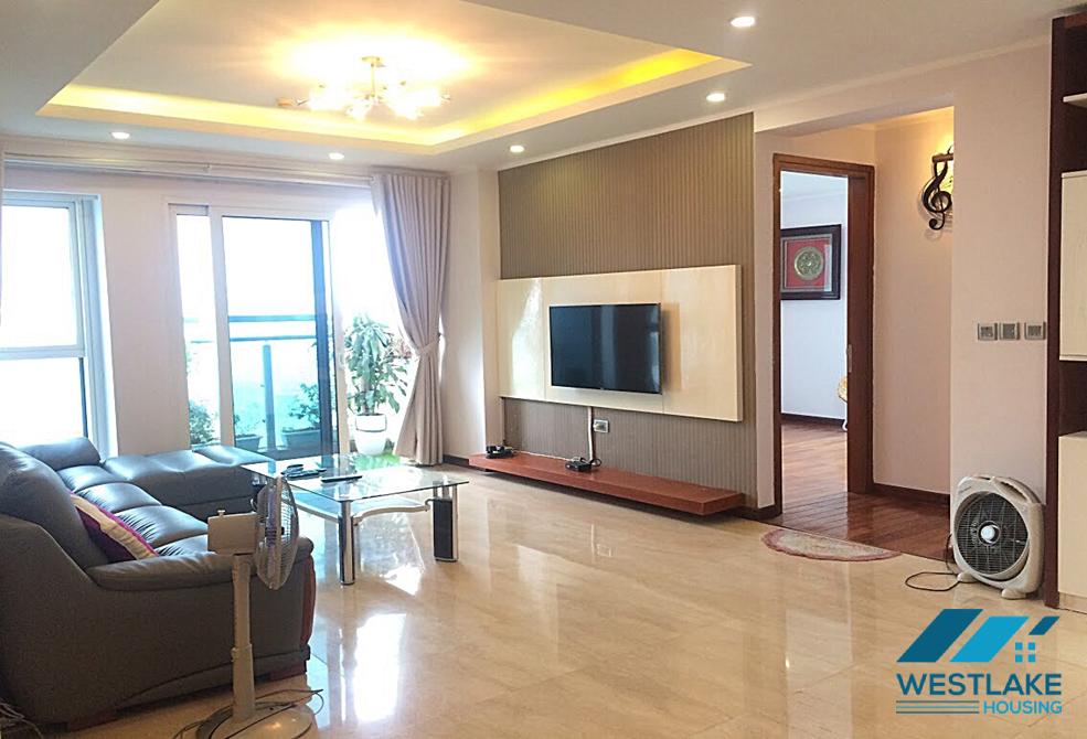  A beautiful and well-furnished 3 bedroom apartment for rent in Ciputra