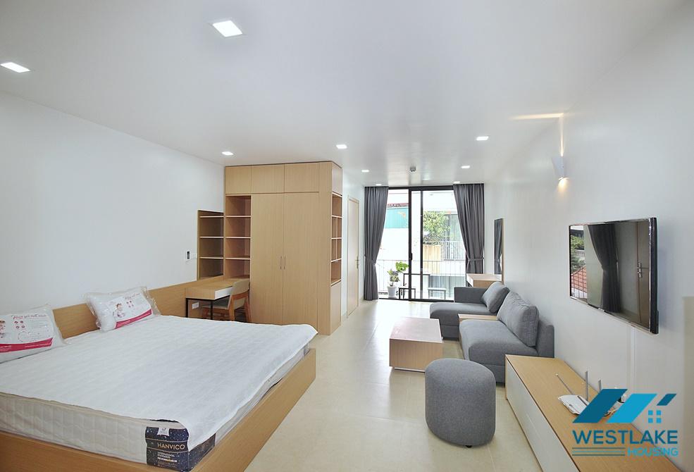 A bright and modern studio for rent in Xuan Dieu, Tay Ho, Ha Noi
