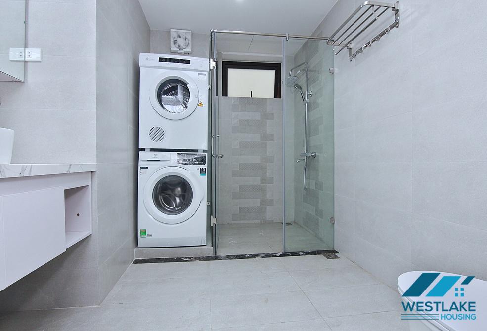 Cho Thuê Căn Hộ 1 Phòng Ngủ Hiện Đại, Thoáng Sáng Trên Phố Tô Ngọc Vân, Tây Hồ, Hà Nội
