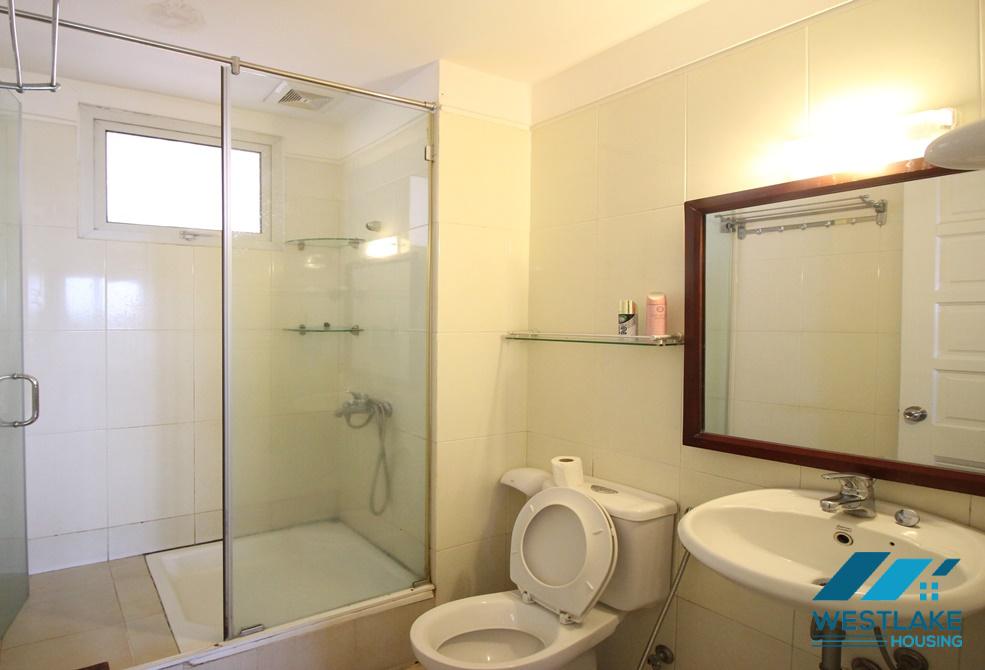 Cho thuê căn hộ đẹp và rộng rãi tại tòa E Ciputra