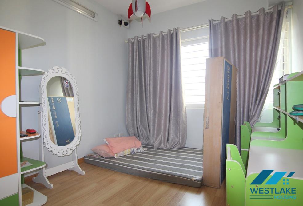 Căn hộ rộng rãi, đầy đủ nội thất tại Ciputra Hà Nội