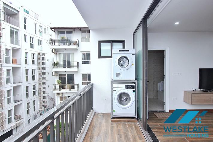 Căn Hộ 1 Phòng Ngủ Đẹp Thoáng Sáng, Ban Công Rộng Cho Thuê Tại Tô Ngọc Vân,Tây Hồ, Hà Nội
