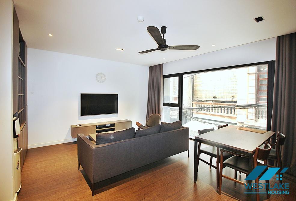 A modern 2 bedroom apartment with good price for rent in Tay Ho, Ha Noi