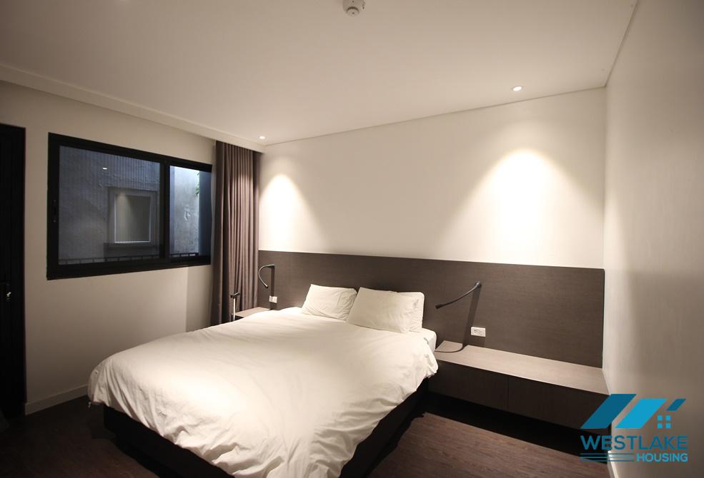 A modern 2 bedroom apartment with good price for rent in Tay Ho, Ha Noi