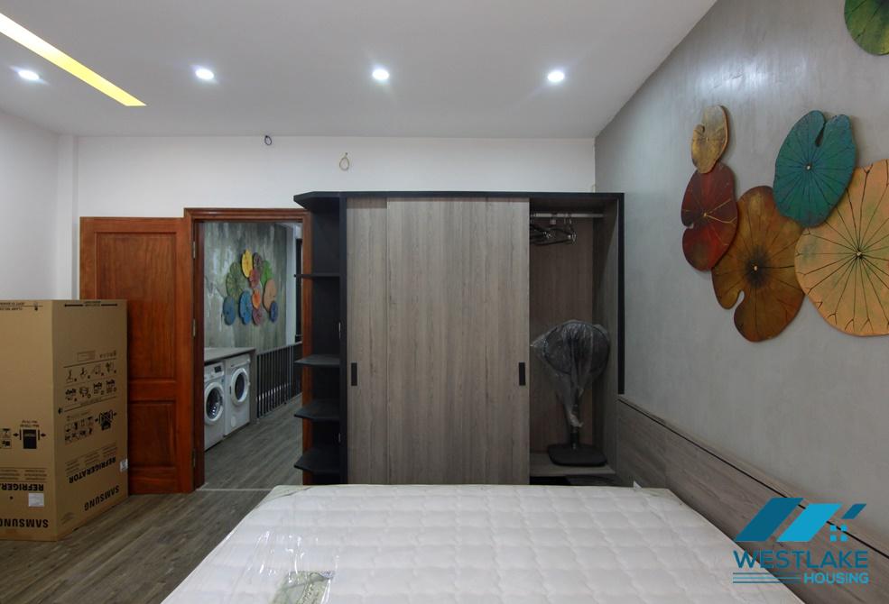 A good price 2 bedroom apartment for rent in Xuan Dieu, Tay Ho, Ha Noi