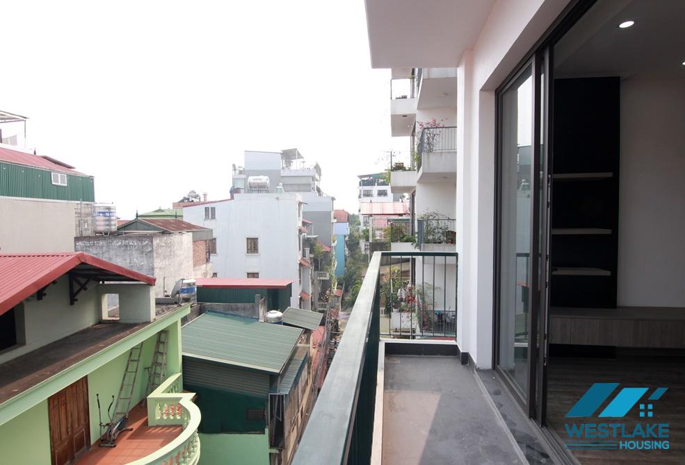 A good price 2 bedroom apartment for rent in Xuan Dieu, Tay Ho, Ha Noi