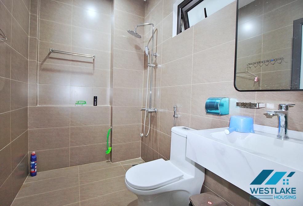 Cho Thuê Nhà 3 Phòng Ngủ Mới, Giá Rẻ Tại Khu Vực Âu Cơ, Tây Hồ, Hà Nội