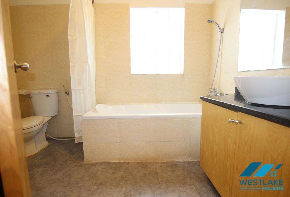Spacious 02 bedrooms apartment with affordable price for rent on Tay Ho street, Tay Ho, Ha Noi