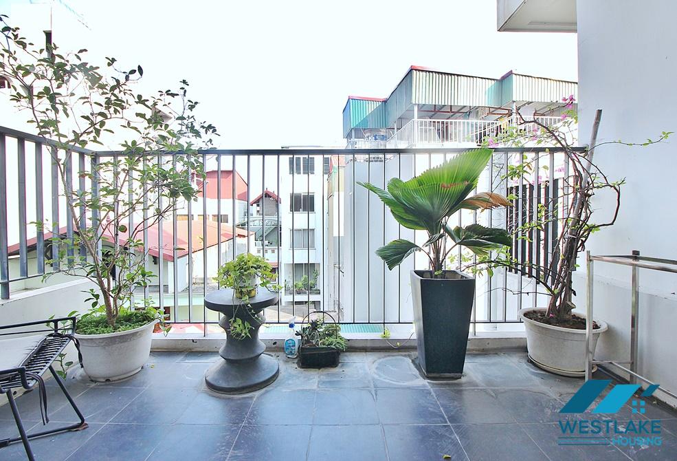 A bright 2 bedroom apartment for rent in Xuan Dieu, Tay Ho, Ha Noi