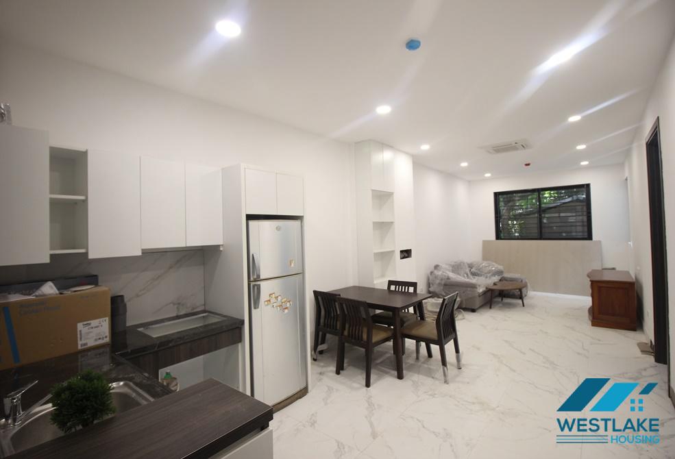 A cheap and modern apartment for rent in Xuan Dieu, Tay Ho