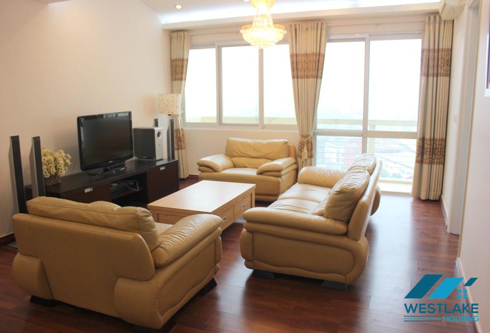 Cho thuê căn hộ 4 phòng ngủ tại tòa E – Ciputra, Hà Nội 