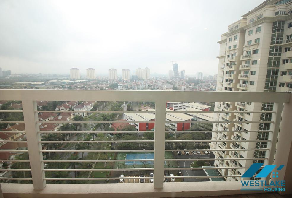 Cho thuê căn hộ 3 phòng ngủ rộng rãi tại khu đô thị quốc tế Ciputra, Hà Nội, Việt Nam