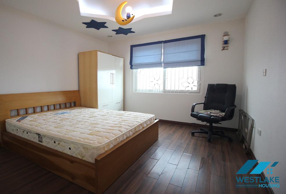 Cho thuê căn hộ 3 phòng ngủ rộng rãi tại khu đô thị quốc tế Ciputra, Hà Nội, Việt Nam