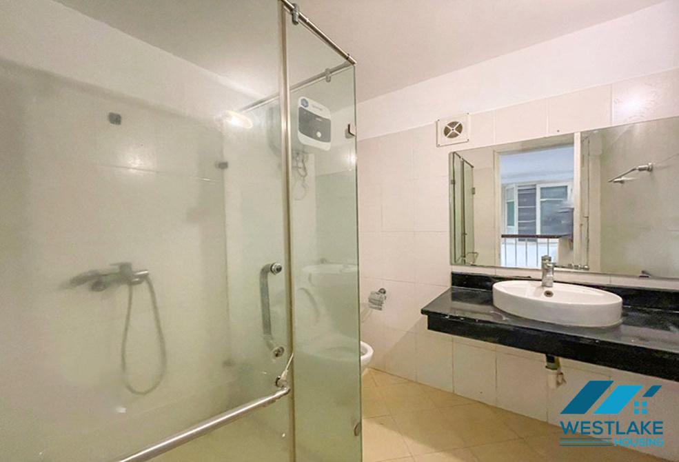 Afordable price 4 bedrooms house for rent in Tay Ho, Ha Noi