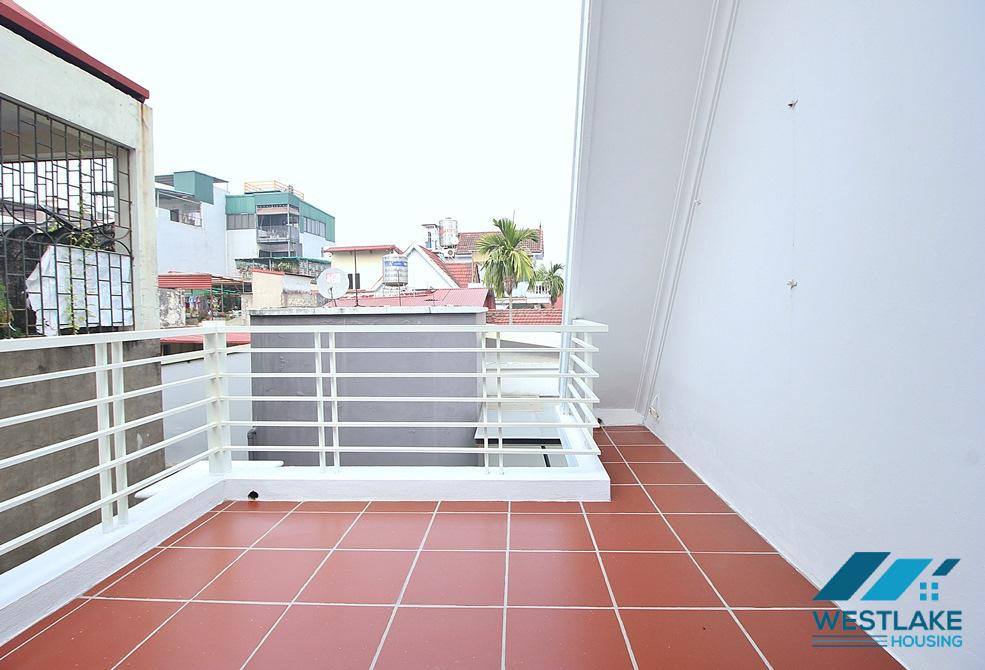 Cho Thuê Nhà 5 Phòng Ngủ, Sân Rộng Thoáng Sáng Tại Phố Tô Ngọc Vân, Tây Hồ, Hà Nội