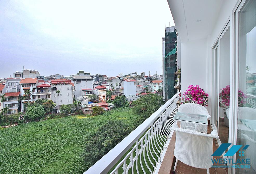 A high quality 2 bedroom apartment for rent in Xuan Dieu, Tay Ho, Ha Noi