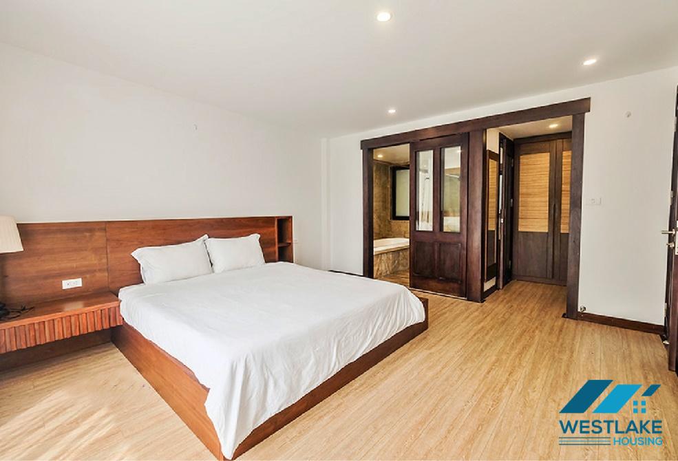 Bright and cozy 3 bedroom apartment for rent in Xuan Dieu, Tay Ho, Ha Noi