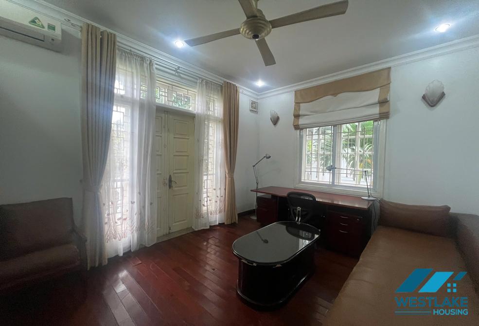 Garden 5 bedrooms house for rent in Ciputra, Tay Ho ward, Ha Noi Garden 5 bedrooms house for rent in Ciputra, Tay Ho ward, Ha Noi