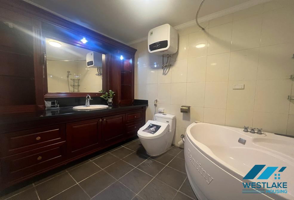 Garden 5 bedrooms house for rent in Ciputra, Tay Ho ward, Ha Noi Garden 5 bedrooms house for rent in Ciputra, Tay Ho ward, Ha Noi