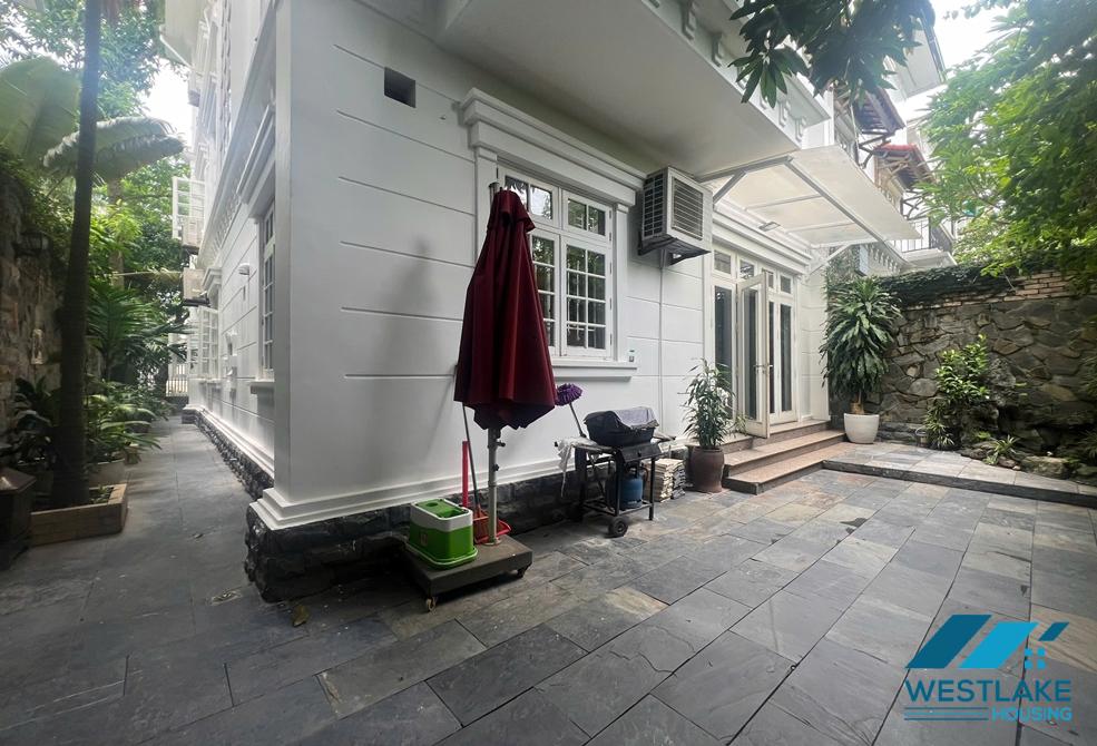 Garden 5 bedrooms house for rent in Ciputra, Tay Ho ward, Ha Noi Garden 5 bedrooms house for rent in Ciputra, Tay Ho ward, Ha Noi