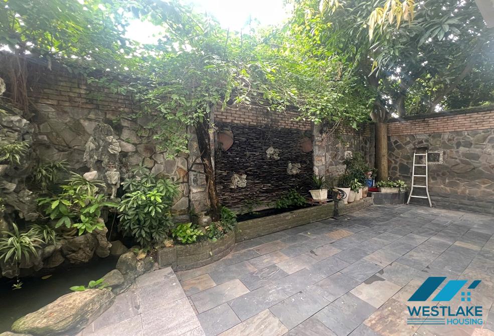 Garden 5 bedrooms house for rent in Ciputra, Tay Ho ward, Ha Noi Garden 5 bedrooms house for rent in Ciputra, Tay Ho ward, Ha Noi