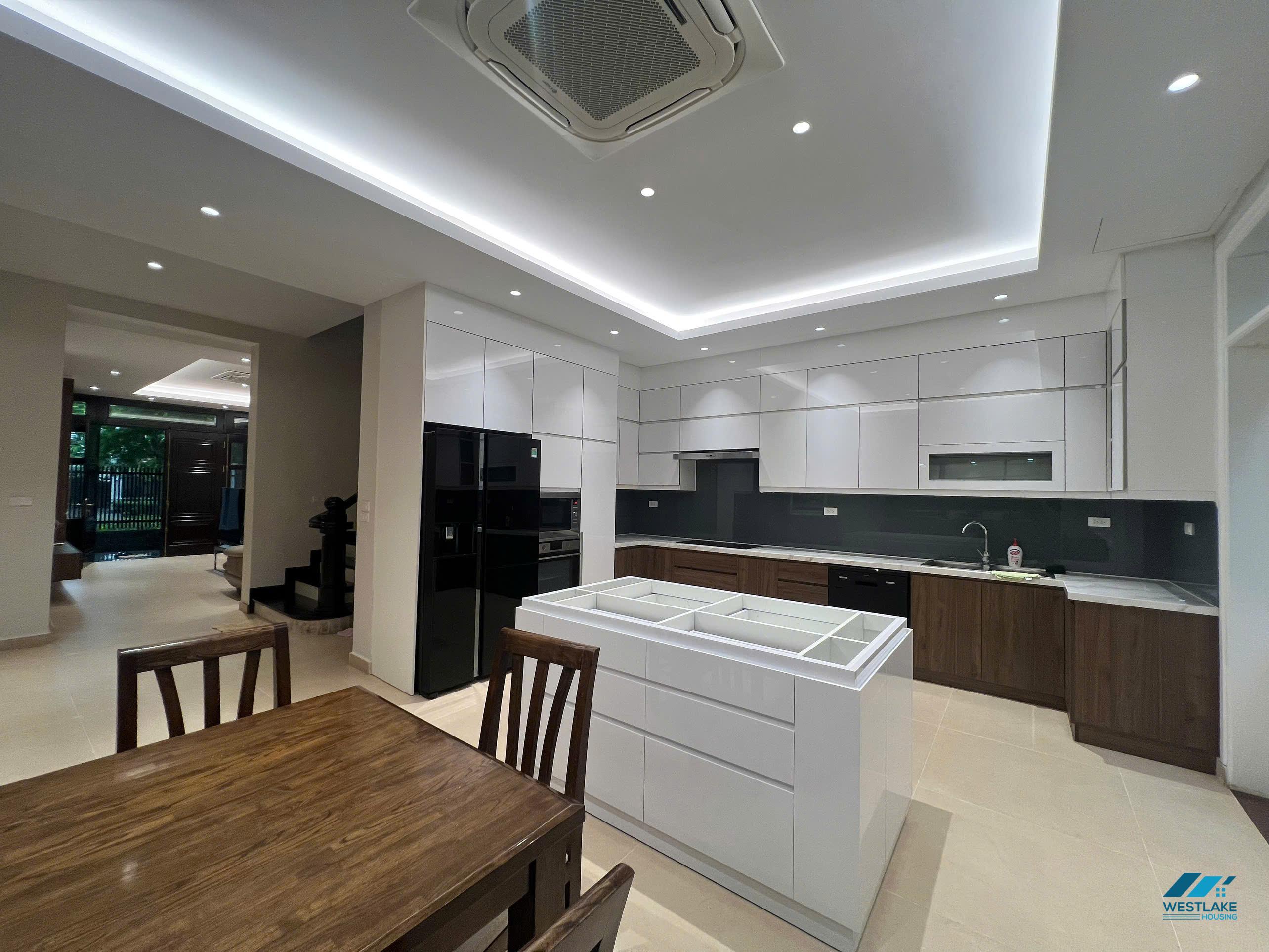 Renovated morden house for rent in D block, Ciputra, Tay Ho ward, Ha Noi Renovated morden house for rent in D block, Ciputra, Tay Ho ward, Ha Noi