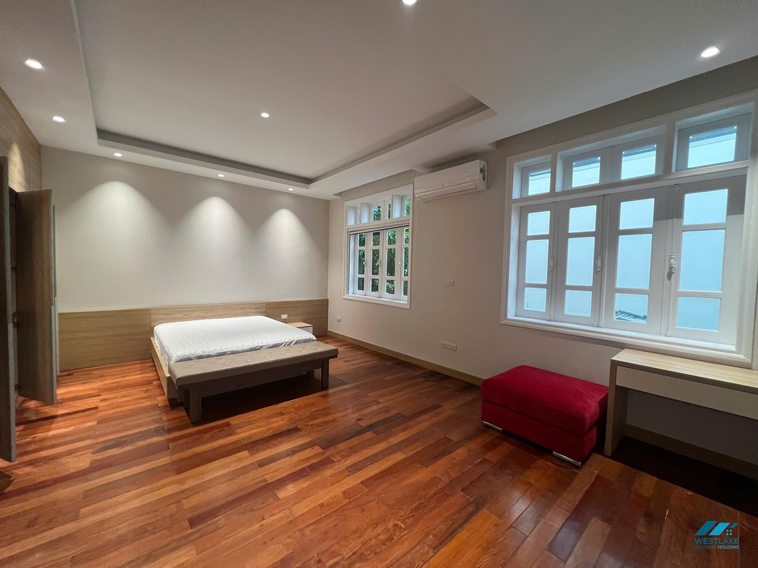 Renovated morden house for rent in D block, Ciputra, Tay Ho ward, Ha Noi Renovated morden house for rent in D block, Ciputra, Tay Ho ward, Ha Noi