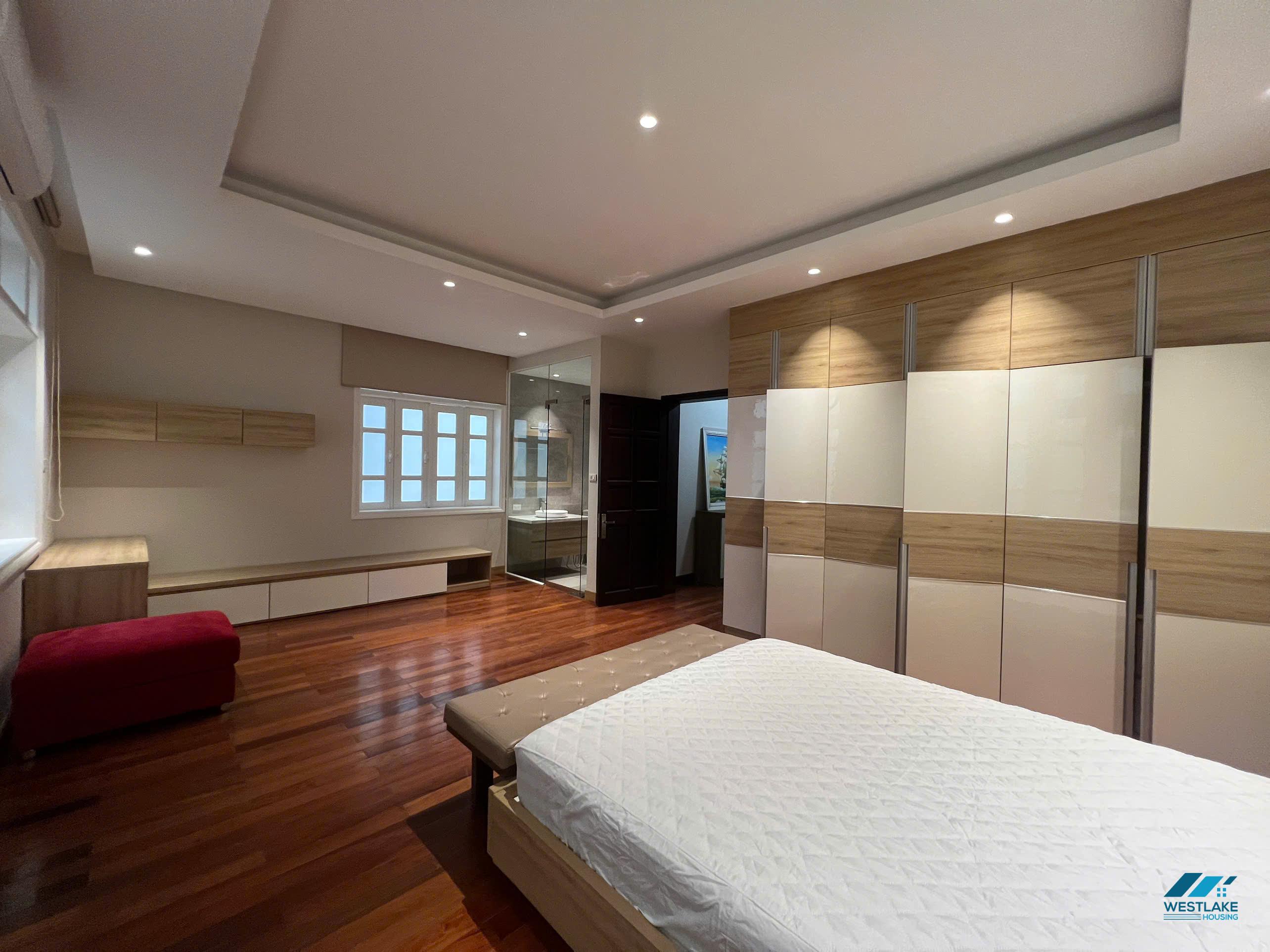 Renovated morden house for rent in D block, Ciputra, Tay Ho ward, Ha Noi Renovated morden house for rent in D block, Ciputra, Tay Ho ward, Ha Noi