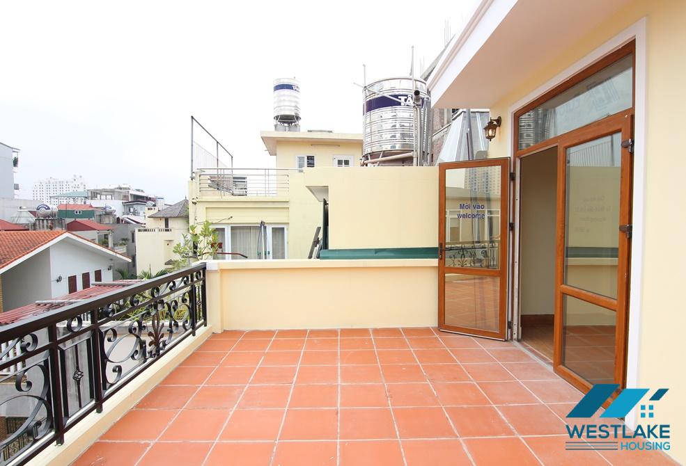 A 3 bedroom house with big yard for rent in Xuan Dieu, Tay Ho