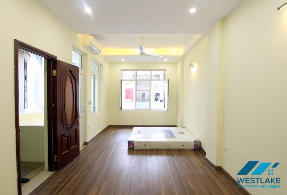 A 3 bedroom house with big yard for rent in Xuan Dieu, Tay Ho