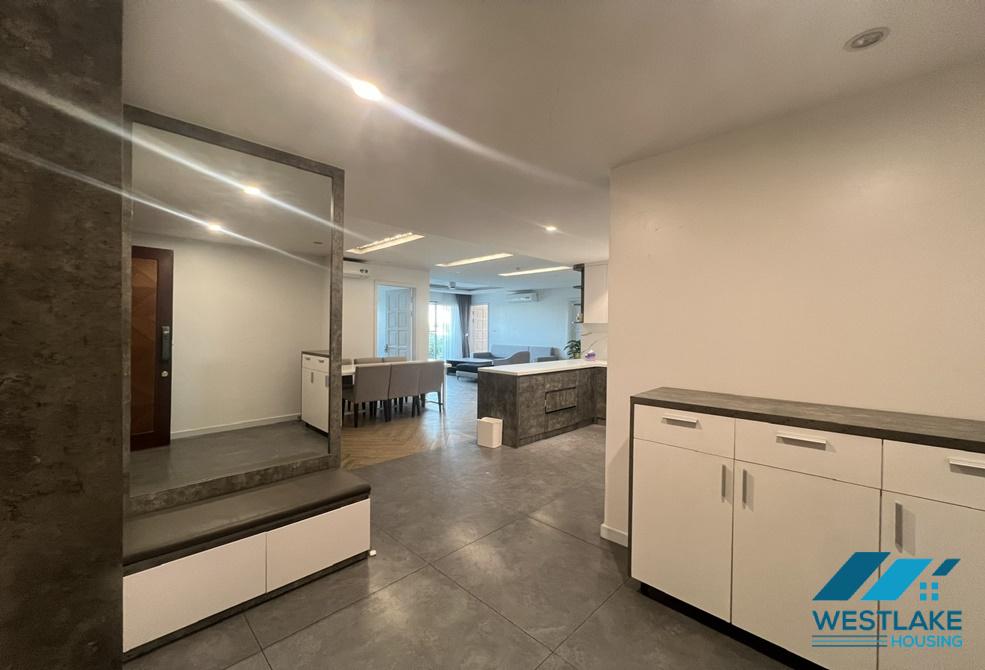 CHO THUÊ CĂN HỘ 3 PHÒNG NGỦ – FULL NỘI THẤT MỚI TẠI E4 CIPUTRA