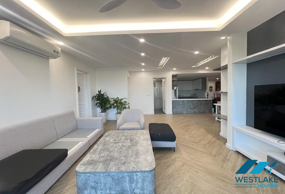 CHO THUÊ CĂN HỘ 3 PHÒNG NGỦ – FULL NỘI THẤT MỚI TẠI E4 CIPUTRA